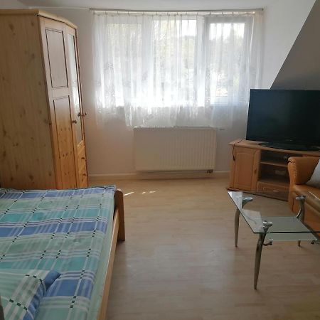 Ferienwohnung Gästehaus an der Warnow Schwaan Exterior foto